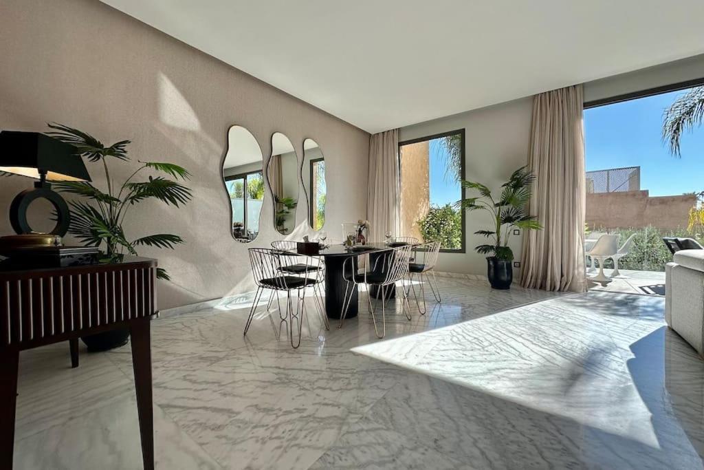 Luxury Living/terrace/pool Appartement