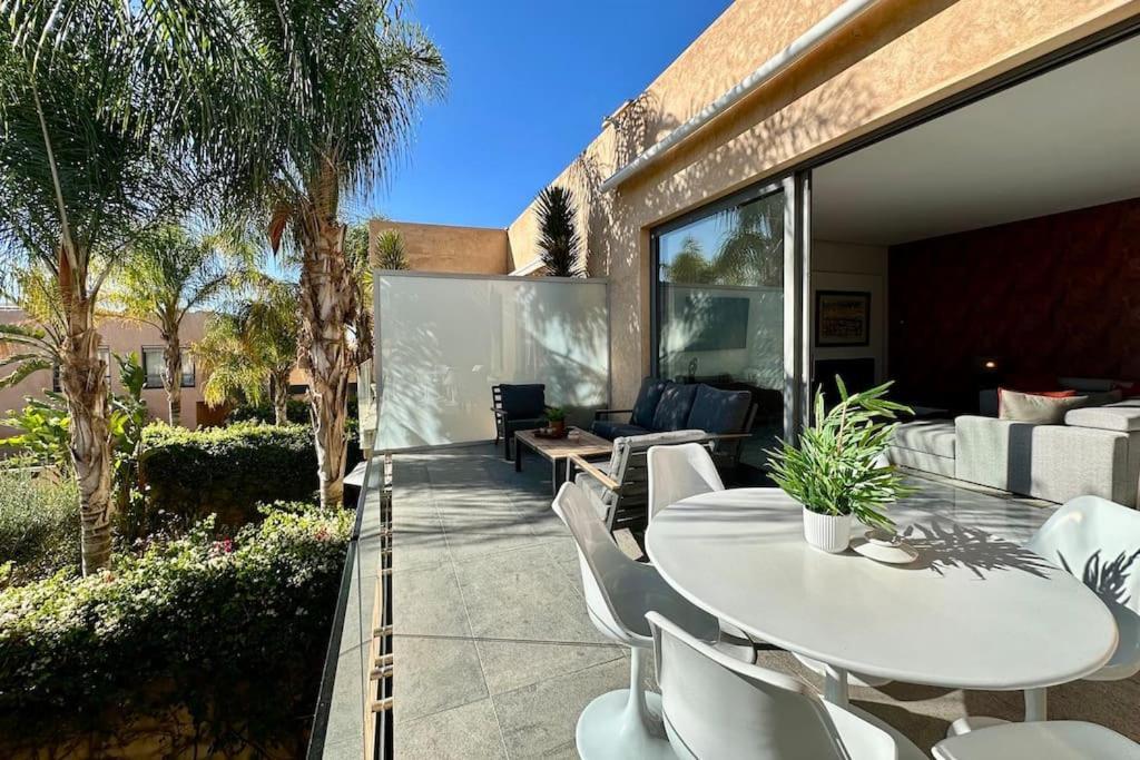 Luxury Living/terrace/pool *